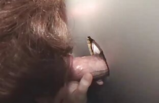 XXX 孤独はあなたが電話でポルノを見て、自慰行為をする 女性 向け エロ vr