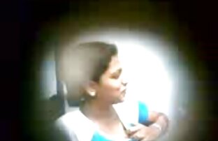XXX 学生の楽しみの頬に隣人の多額のコック エロ 動画 無料 女性 用