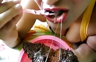 XXX 女の子はお尻の男にstraponを挿入します えろ 女性 向け 無料